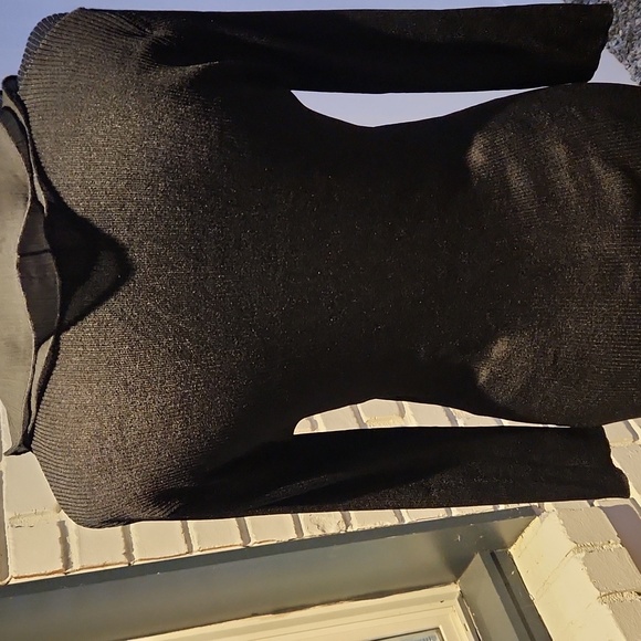 Top - Picture 4 of 4